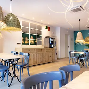 Гостевой дом Yomo Bcn Port, Барселона